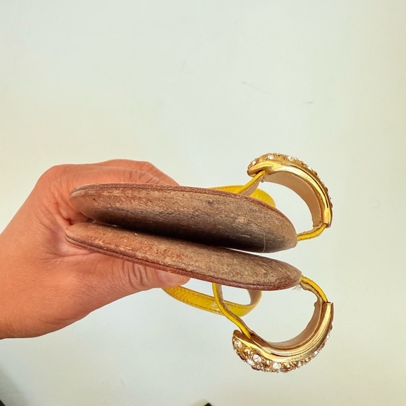 Giuseppe Zannoti Yellow Patent Leather Rhinestone Toe Ring Flat sandals EU 37.5 - Picture 6 of 9